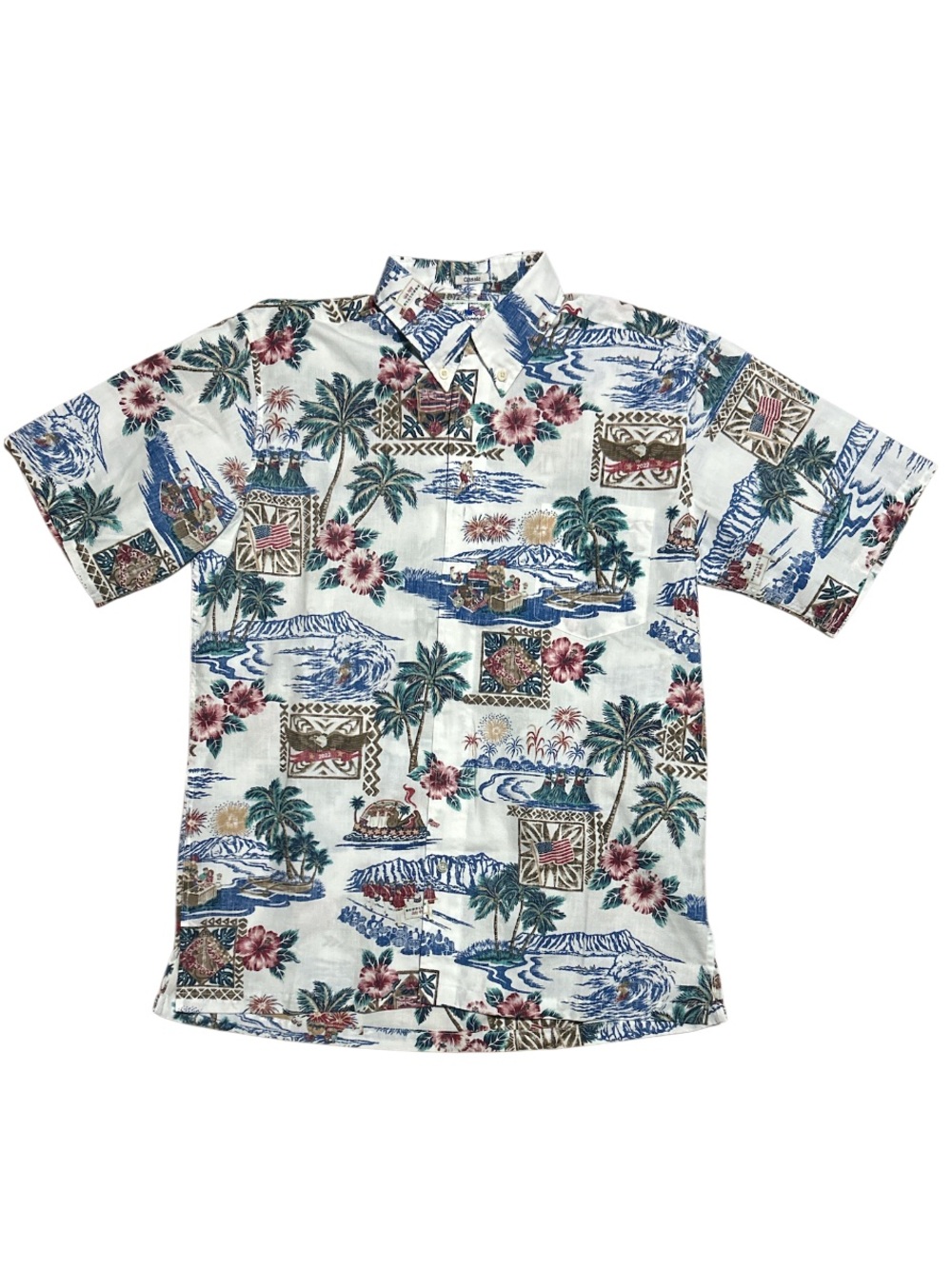 REYN SPOONER Hawaiian Aloha
4th of July 2022 Short Sleeve
Button-up size Small